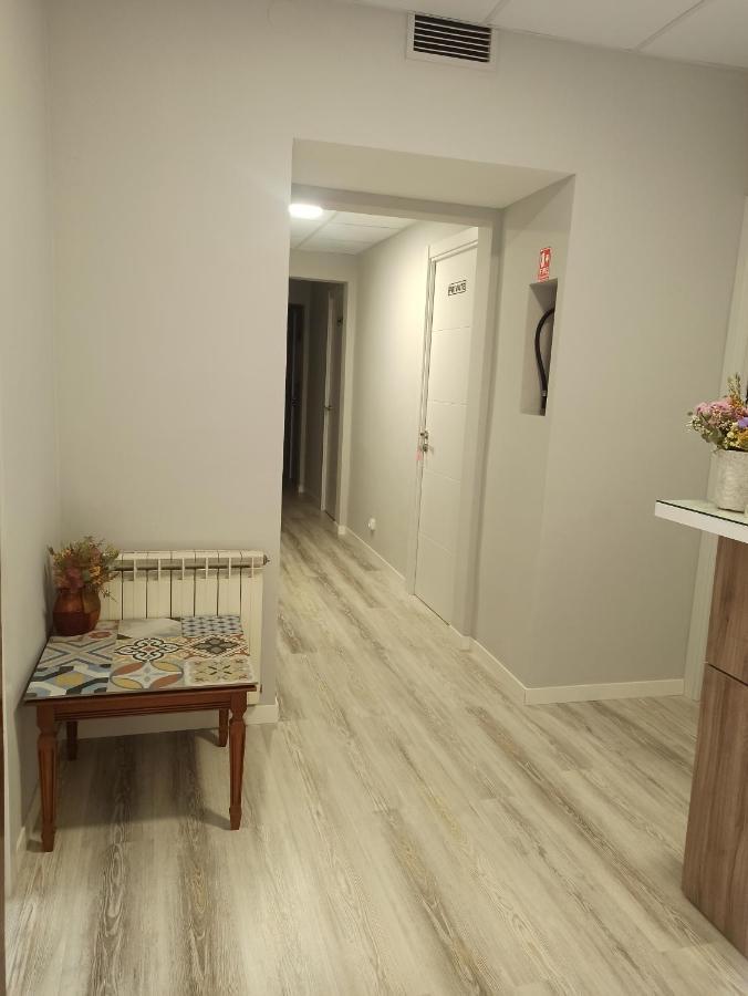 Hostal Ruta De Francia Βαρκελώνη Εξωτερικό φωτογραφία
