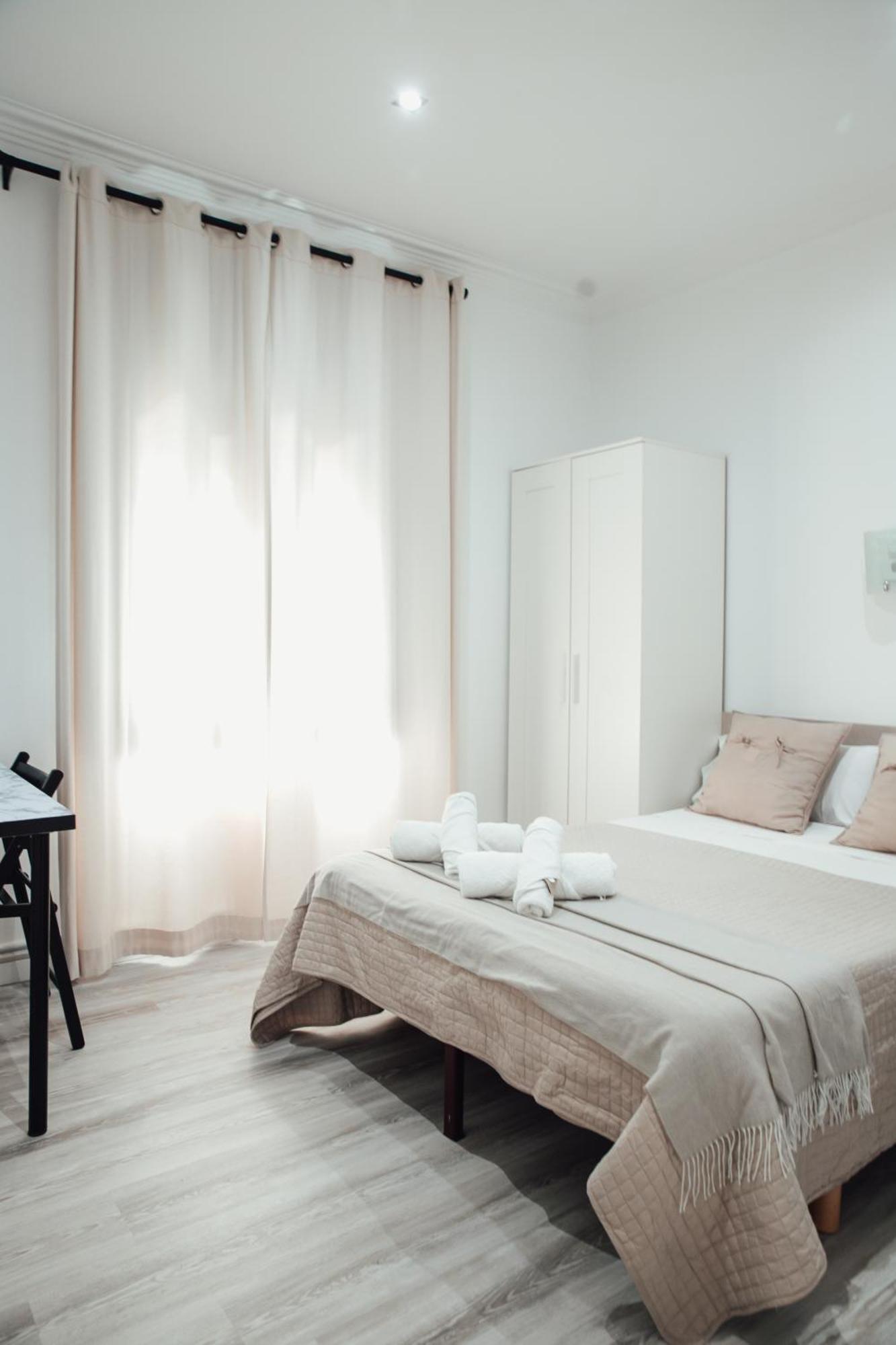 Hostal Ruta De Francia Βαρκελώνη Εξωτερικό φωτογραφία