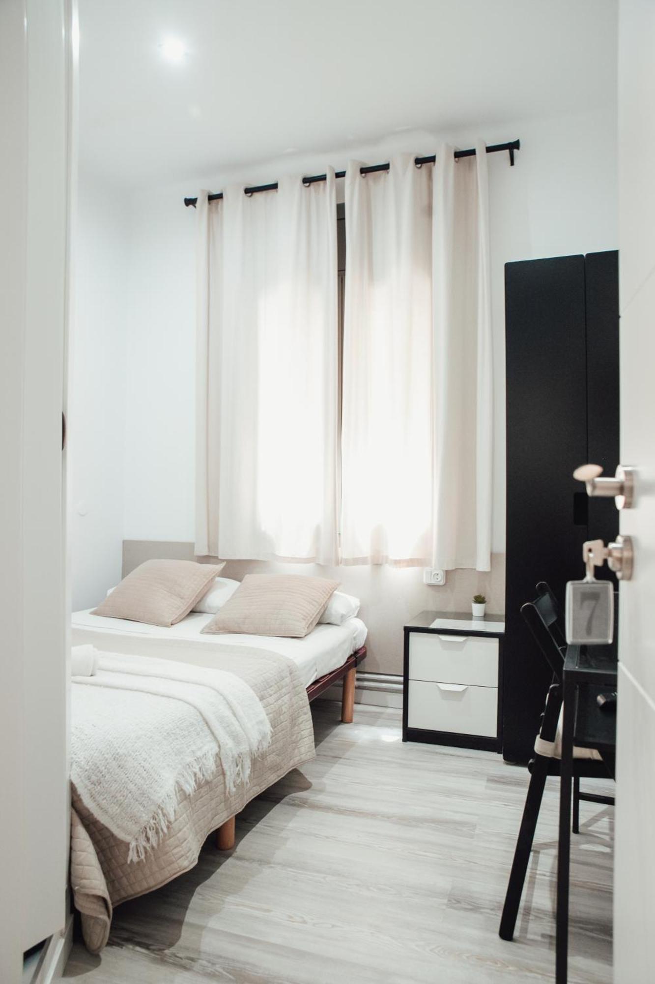 Hostal Ruta De Francia Βαρκελώνη Εξωτερικό φωτογραφία
